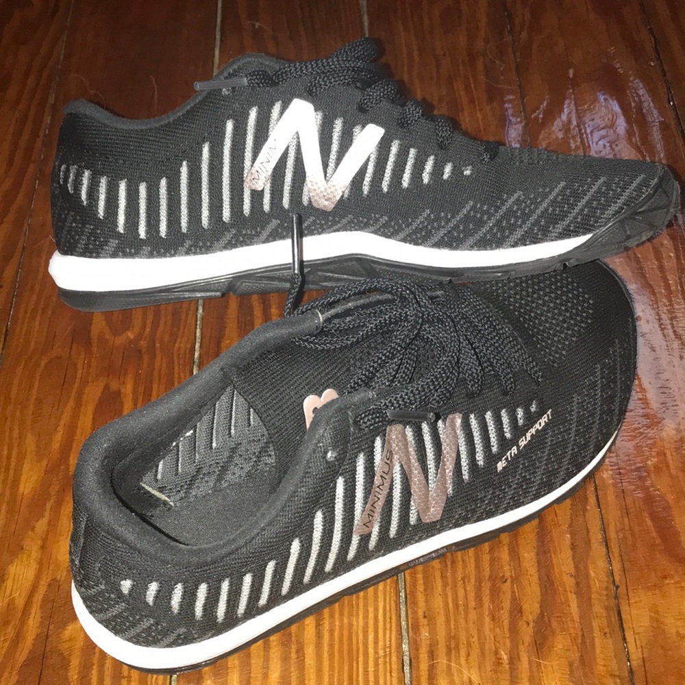 New Balance Minimus 20v7 Sneakers